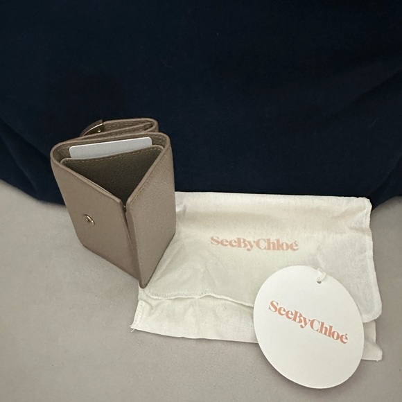 See by Chloé | Gray & Goldtone Arc Leather Tri-Fold Wallet - Picture 5 of 5